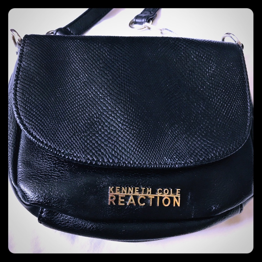 Kenneth Cole Reaction crossbody bag